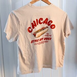 American Eagle Outfitters Cream T-Shirt Chicago Size Small